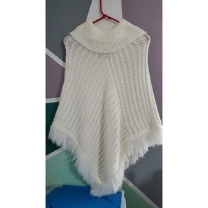 White shawl poncho